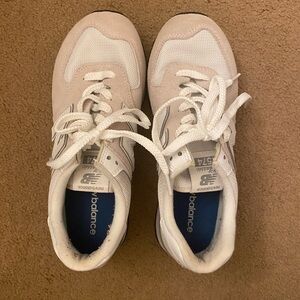 New Balance Women's 574 Core Evergreen Lifestyle Sneaker, White